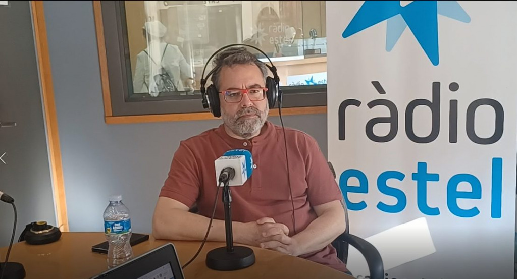 Manel Pulido, coordinador de l'Àrea Pùblica de CC OO, als estudis de Ràdio Estel