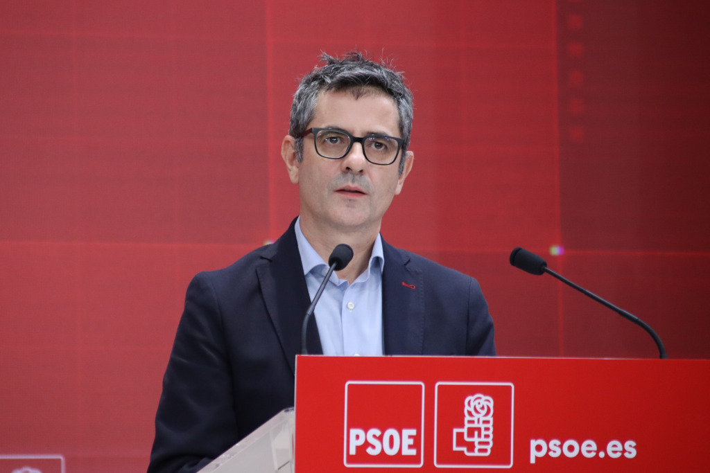 El ministre de la Presidència en funcions, Félix Bolaños, durant una roda de premsa a la seu del PSC per explicar l'acord entre els socialistes i ERC per a la investidura