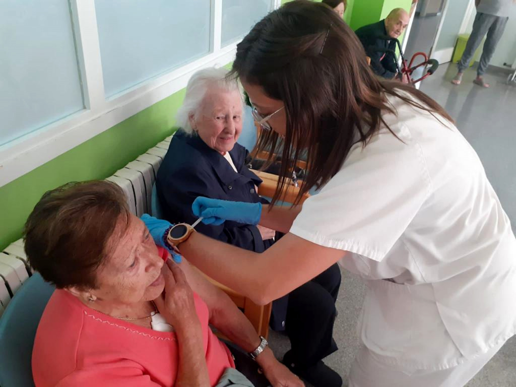 Vacunació de persones grans en una residència de Bagà el passat mes de setembre
