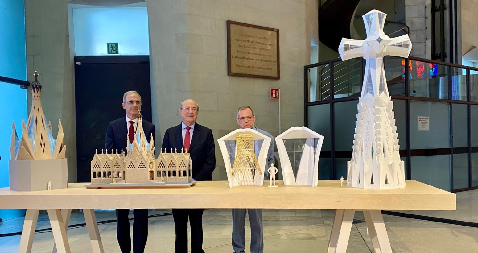 La creu de la Torre de Jesús de la Sagrada Família començarà a veure la llum aquest setembre