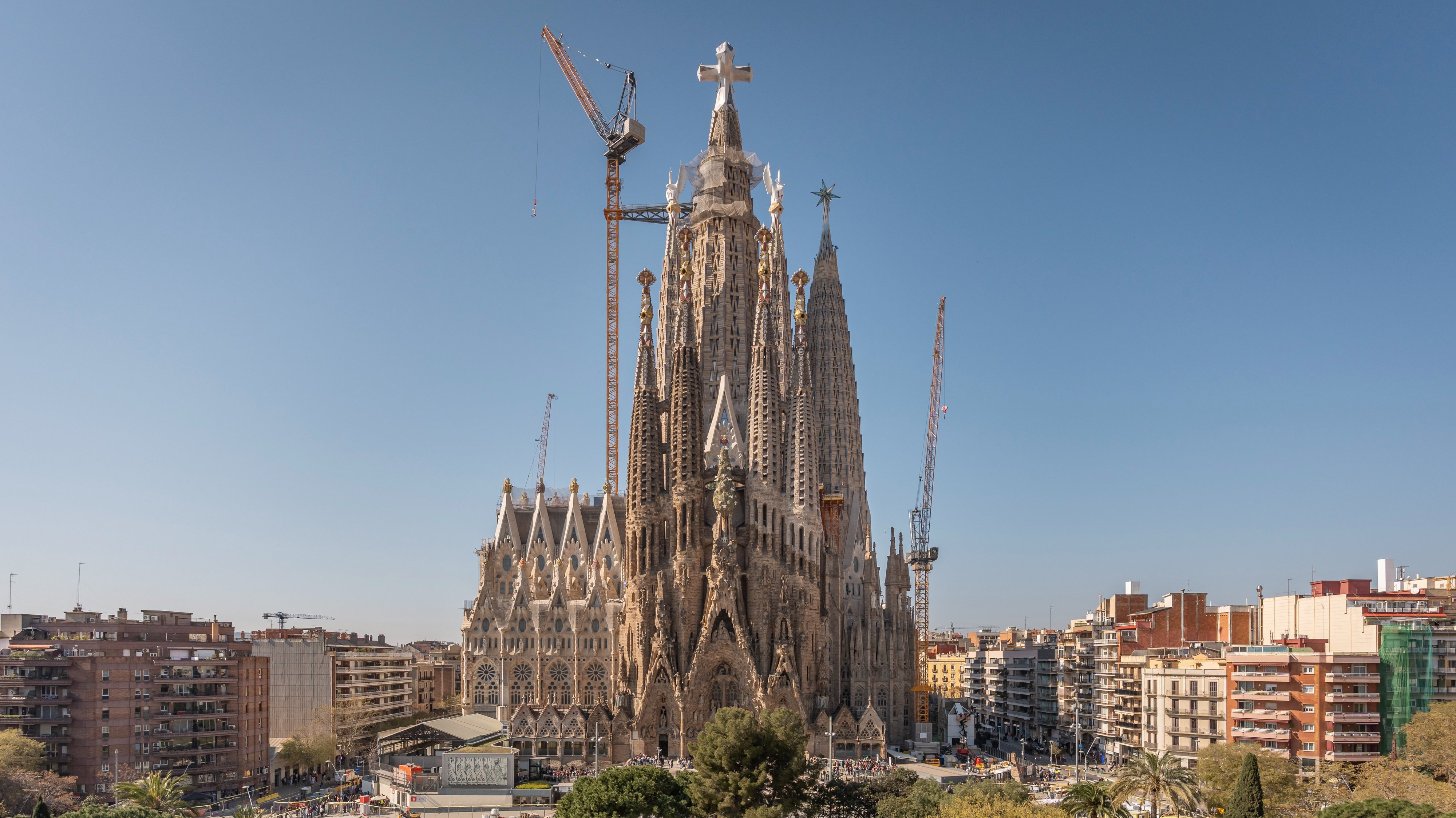 Trobada amb Felip VI, pregària i processó amb 200 bisbes: primers detalls de l'acte de Lleó XIV a la Sagrada Família