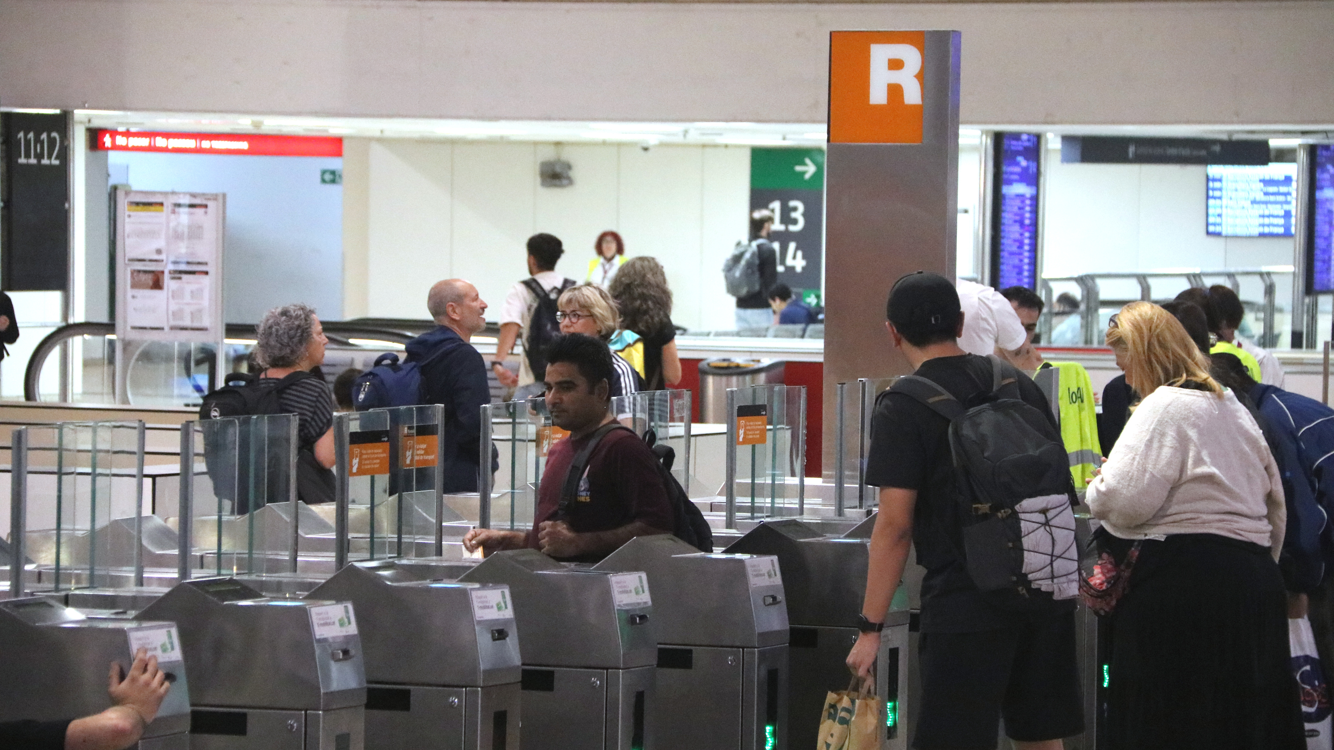Els maquinistes de Rodalies reclamen més seguretat: "No som experts a saber si un mur és bo o no"